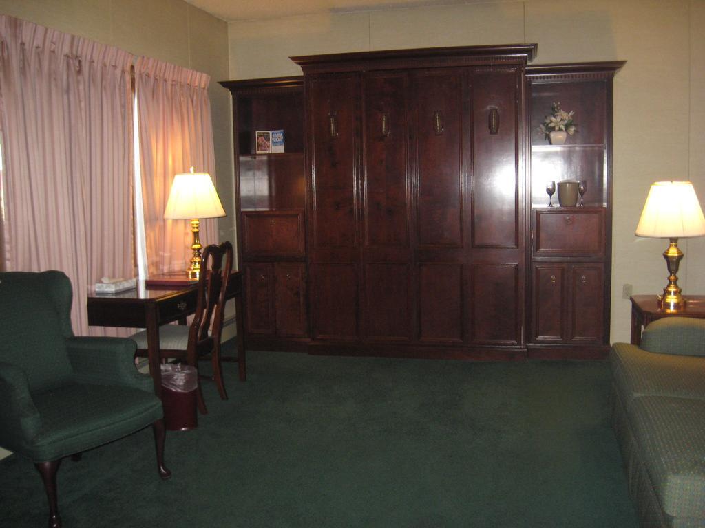 Lockport Inn And Suites Exteriör bild